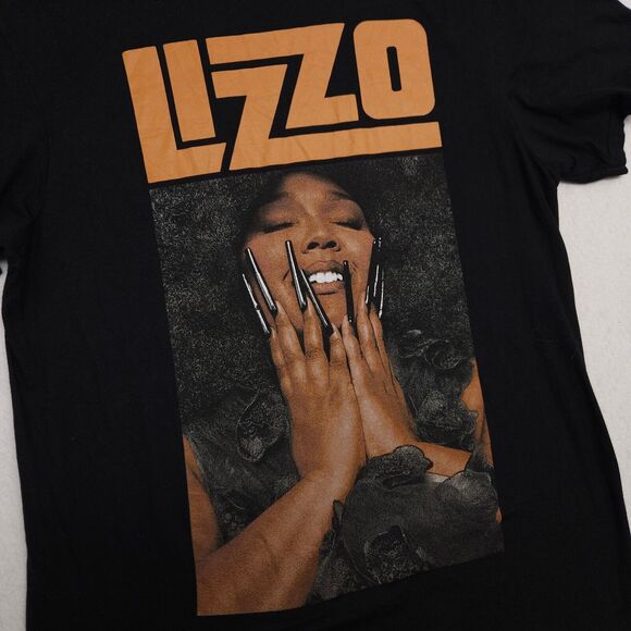 Lizzo Crew Neck Short Sleeve Graphic T Shirt Mens Size Medium M Black - Picture 4 of 9